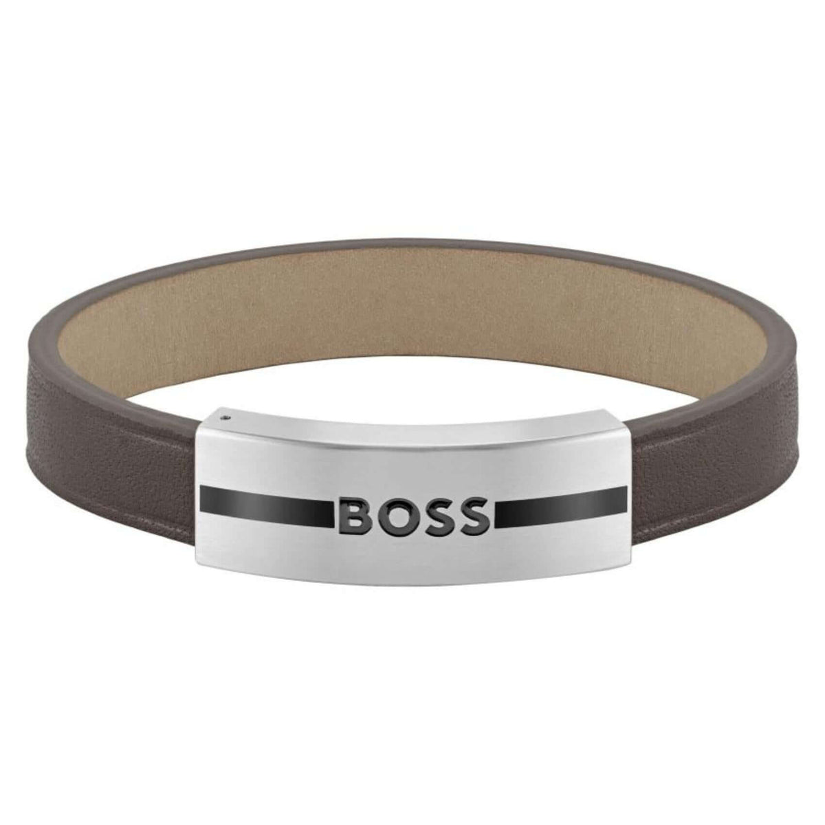 Ανδρικό δερμάτινο βραχιόλι Boss 1580496M σε καφέ χρώμα με ασημί μεταλλικό στοιχείο.