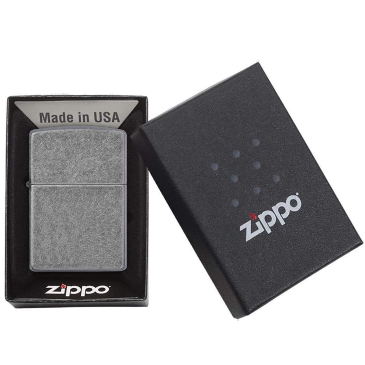 Αντιανεμικός αναπτήρας Zippo Antique 121fb σε ανθρακί χρώμα με ματ υφή και δυνατότητα χαράγματος για ένα προσωποποιημένο δώρο.
