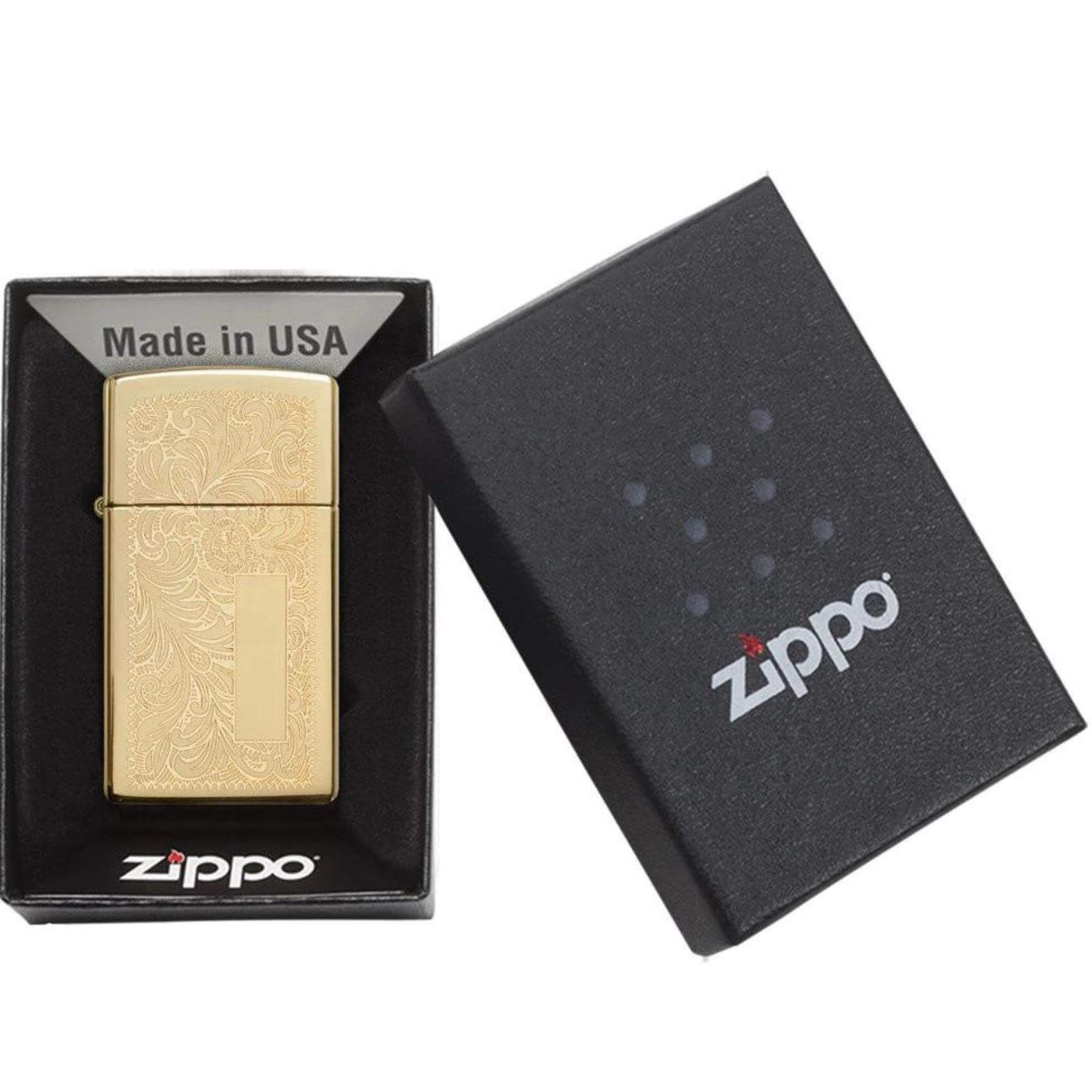 Αντιανεμικός αναπτήρας Zippo Slim Gold Venetia 1652b σε χρυσό χρώμα με γυαλιστερή όψη, φλοραλ λεπτομέρειες και δυνατότητα χαράγματος για ένα προσωποποιημένο δώρο.