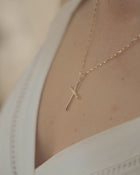 Βαπτιστικός Σταυρός για Κορίτσι Χρυσός 14K Ματ Κλασικός CS007