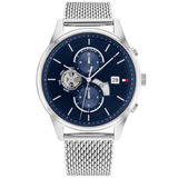 Αντρικό ρολόι Tommy Hilfiger Weston 1710504 με ασημί ατσάλινο μπρασελέ και μπλε καντράν διαμέτρου 44mm με ένδειξη ημέρας-ημερομηνίας.