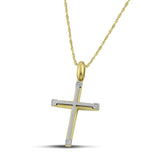 Μοντέρνος σταυρός βάπτισης για αγόρι από χρυσό Κ14, λουστράτος με λεπτή, στριφτή αλυσίδα.