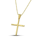 Χρυσός βαφτιστικός σταυρός Κ14, με κλασσικό σχεδιασμό. Ανδρικό χειροποίητο κόσμημα περασμένο σε λεπτή, στριφτή αλυσίδα.
