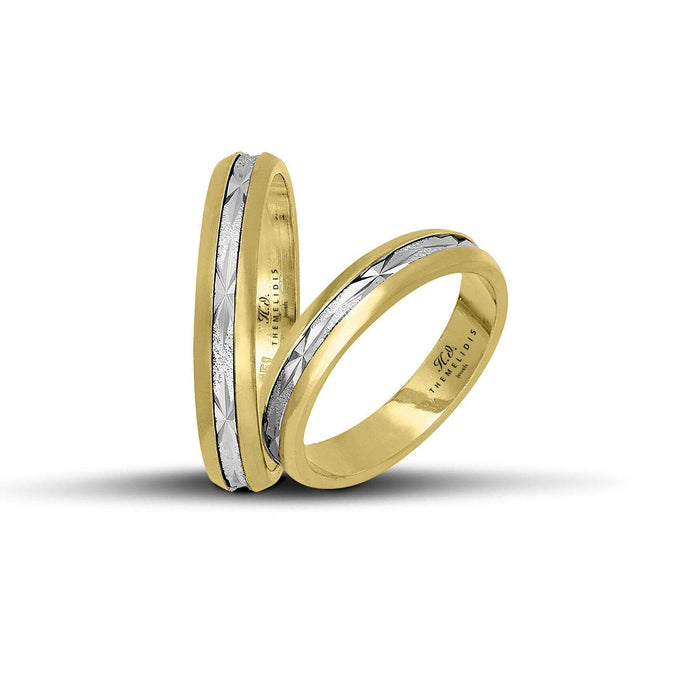Δίχρωμες βέρες γάμου λευκόχρυσες και χρυσές 4.3 mm, ματ με σχέδια, διαθέσιμες σε 9, 14, 18 ή 22 καράτια, χειροποίητης κατασκευής.