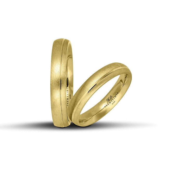 Μοντέρνες χρυσές βέρες γάμου 4 mm, σαγρέ με λουστρέ γραμμή, κομψές και διαχρονικές, διαθέσιμες σε 9, 14, 18 ή 22 καράτια.