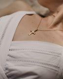 Γυναικείος χρυσός σταυρός βάπτισης Κ14 γυαλιστερός με ματ επιφάνειες